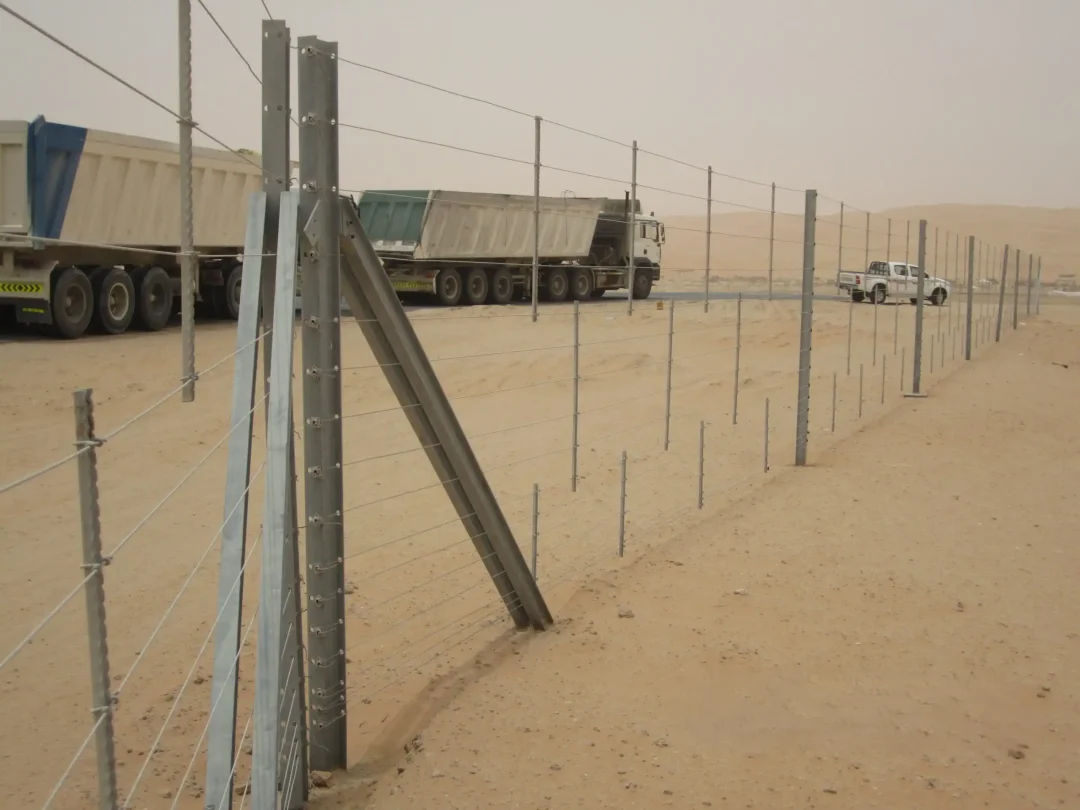 sand animal fence