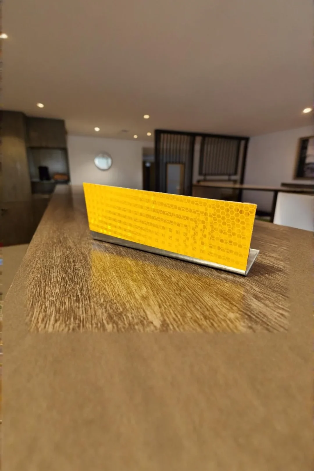 Concrete barrier reflectors