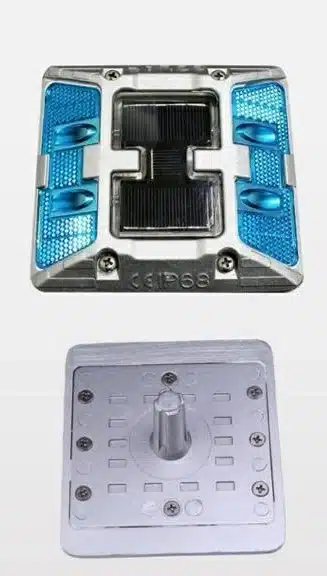Solar Road Studs | Effective LED Solar Cat Eyes for Highways 4 Solar Road Studs