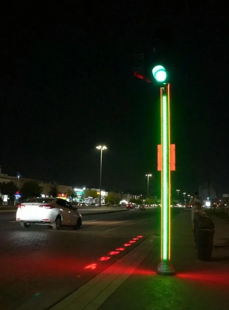 Illuminated traffic light poles